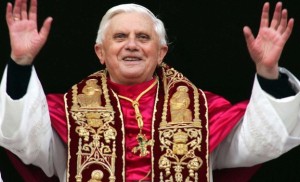 papa-benedikt-xvi-se-otteglya