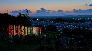 фестивалът Glastonbury във Великобритания 