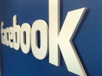 Забраняват споменаването на Facebook и Twitter във Франция