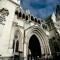 Осъдиха българки за фиктивен брак в UK