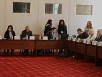 По-лесният достъп до лекарства и съвременни терапии е причината онкологичните заболявания вече да не са животозастрашаващи, а хронични, заяви Даниела Дариткова на кръгла маса за бъдещето на онкологичната грижа в България