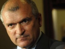 Циркът продължава