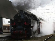 Влакове тръгват от всички страни