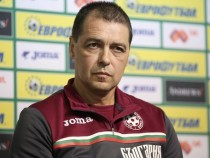Петър Хубчев: Играчите се притесняват от критиките