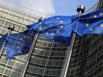 ЕК изрази загриженост от плановете на управляващите в Румъния за спорни правосъдни реформи