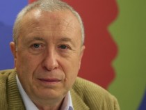 Проф. Здравко Митков: "Лъжци по неволя" е образец на черния фарс