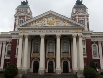 Народният театър поставя "Майстори" на Камерна сцена