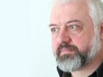 Бойко Ламбовски представя поетичната си книга "Аутисо"