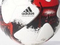 "Адидас" представи официалната топка за Купата на конфедерациите в Русия през 2017 година