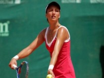 Александрина Найденова четвъртфиналистка на двойки в Индия