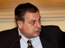 Божидар Данев: Успехът на българската икономика през годината се дължи на външни фактори