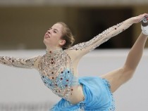 Първо място за Каролина Костнер след две години и половина отсъствие от леда