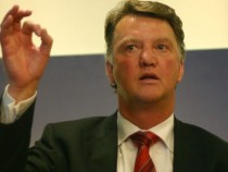 Ван Гаал фаворит за треньор на ПСЖ