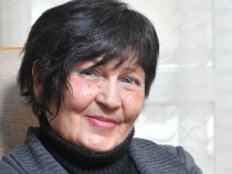 Весела Люцканова: В трудни времена имаме нужда от красиви истории