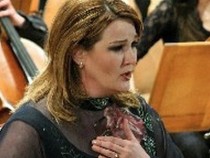 Мариана Цветкова: Коледа е едно лично съдилище и желание да бъда по-добра