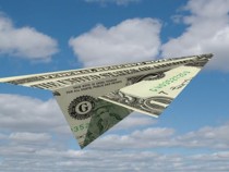 Ръст на долара към нов близо 14-годишен връх