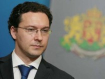 Делото срещу бившия външен министър Митов и заместника му се отложи