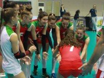 Младите ни волейболистки с тежка загуба в Турция