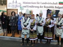 Четиринайсет български фирми участват в световното изложение за земеделие и храни "Зелена седмица"