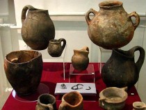 Два ценни антични съда обогатяват фонда на музея в Добрич