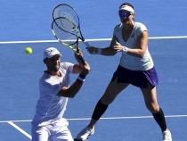 Спиърс и Кабал с титла на смесени двойки в Австралия