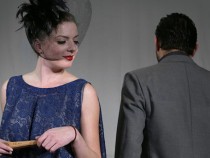 Ямболският театър гостува в София със спектакъла „Идеален съпруг“