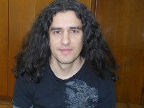 Петко Божанов – творчески раздвоен между графиката и шаржа