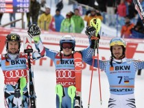 Хенрик Кристоферсен с победа във Венген