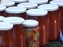 От Съюза на преработвателите отрекоха в лютениците да има опасни вещества или излишъци от сол и захар