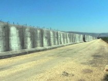 Турция е завършила 330-километровата стена на границата със Сирия и Ирак