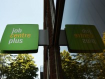 Стабилизация на безработицата в целия ЕС през декември около 8-годишни дъна