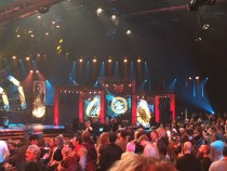 Англичанката Dua Lipa е тазгодишният победител на наградите "Public choice award" на "European Border Breakers Awards" 2016