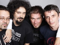 Група Der Hunds с концерт на фестивала "Eurosonic" в Грьонинген на 13 януари