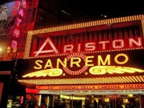 Леле Еспозито спечели наградата на фестивала в Санремо в категорията за нови предложения