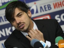 Благой Георгиев с червен картон за "Оренбург" в контрола