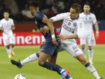 "Пари Сен Жермен" пропусна да съкрати разликата с "Монако" във Франция