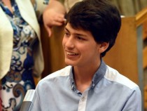 Осмокласник от Добрич представя дебютната си книга