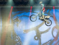 Енчо Керязов създава "Клуб на наградените деца"