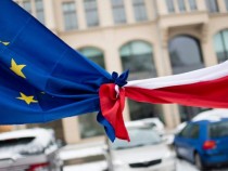 Боян Станиславски: Полската власт се опитва да смекчи напрежението между Варшава и Брюксел