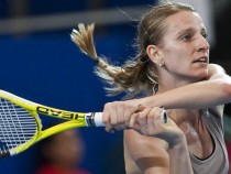 Сесил Каратанчева излиза срещу британка в четвъртфиналите на турнира в Мидланд