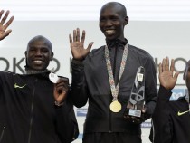 Уилсън Кипсанг спечели маратона в Токио