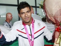 „Хоризонт“ намери работа на младата надежда във вдигането на тежести Божидар Андреев