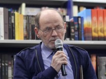 Романът "Камбаната" на писателя Недялко Славов носи изключителен емоционален и социален заряд