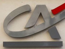 Печалбата на френската банка Credit Agricole се срина с 67%