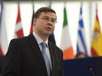 Валдис Домбровскис: МВФ е прекалено голям песимист по отношение на Гърция