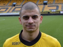 Райков дебютира за Рода