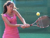 Изабелла Шиникова се класира за втория кръг на турнира в Хамамет (Тунис)