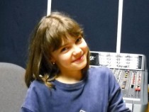 10-годишната Петра Църноречка пее и лети на сцената на Музикалния театър