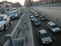 Слабо увеличаване на продажбите на нови автомобили в ЕС през февруари при техен пореден висок растеж в България