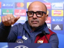 Наставникът на "Севиля" притеснен от треньорската смяна в "Лестър"